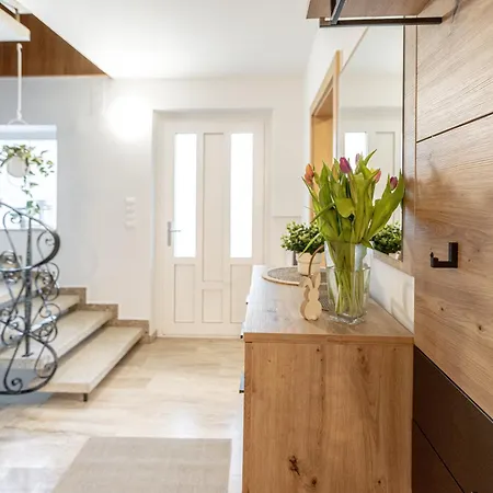 Schantl Ferienhaus *